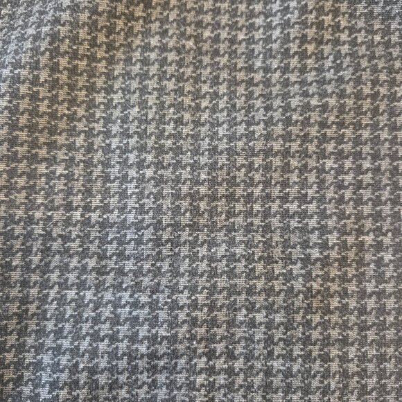 Houndstooth Leggings - Picture 2 of 5